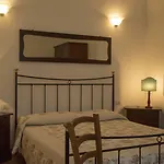 Hotel Podere Vesta *