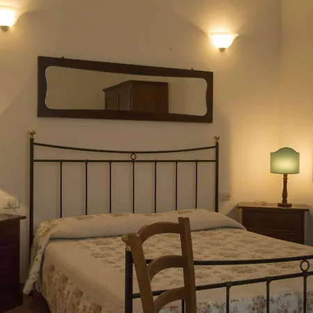 Hotel Podere Vesta *