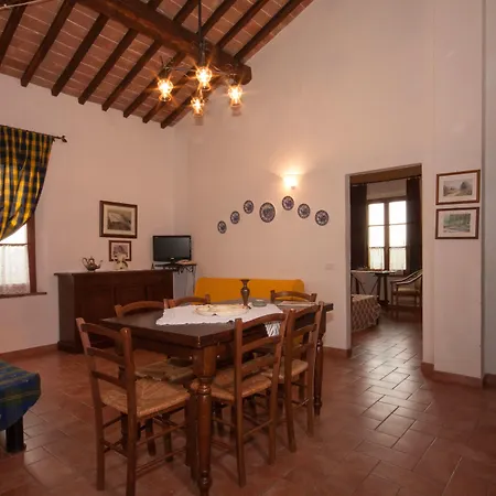 Podere Vesta Hotel *