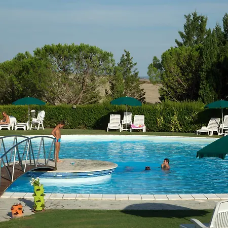 Podere Vesta Hotel *