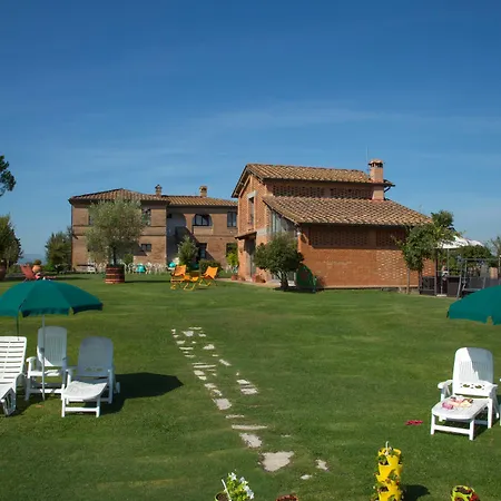Podere Vesta Hotel *