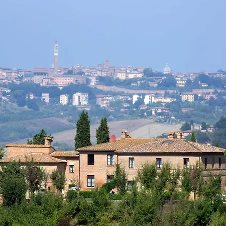 Podere Vesta Hotel *