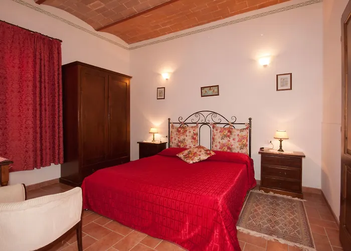 Podere Vesta Hotel *