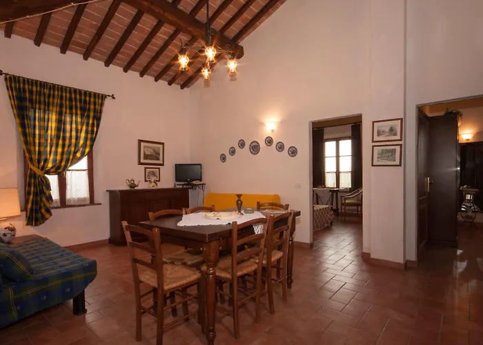 Podere Vesta Hotel *