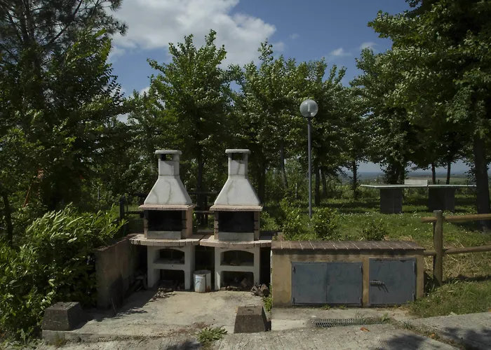 Hotel Podere Vesta *