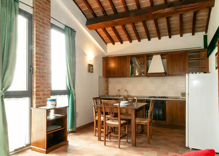 Podere Vesta Hotel *