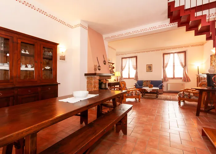 Podere Vesta Hotel *