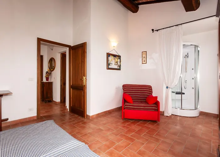 Hotel Podere Vesta *